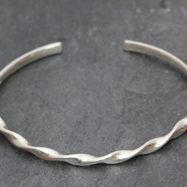 Ribbon Twist Torque Bangle