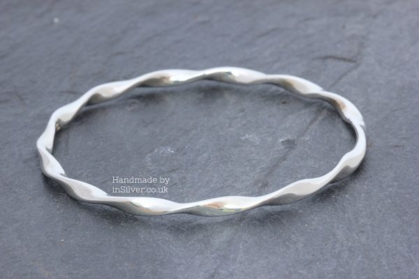 Ribbon Twist Bangle slate 1wm Ribbon Twist Bangle