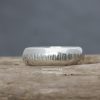 Chunky D-shaped ring - Line Hammered