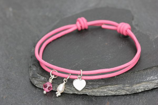 Pink heart friend slate 1024 wm Friendship bracelet: Pink Heart
