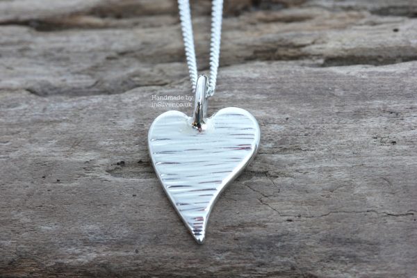 Mini Squishy Heart Pendant - Line Hammered