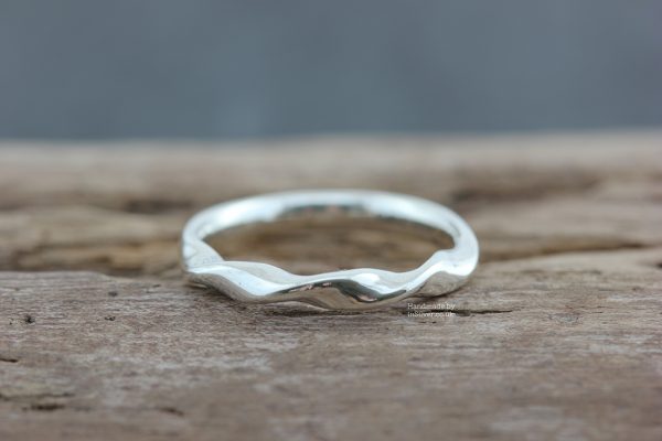 Ribbon Twist partial wood 1 wm 1024 Sterling silver Ribbon Twist ring partial twist handmade in Folkestone