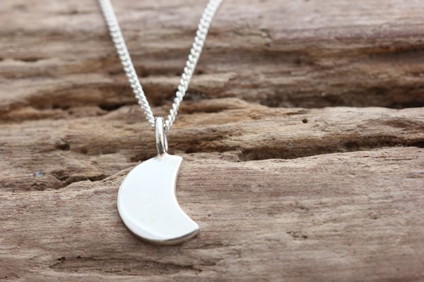 Plain moon pendant wan wm 1024 Plain Crescent Moon Pendant