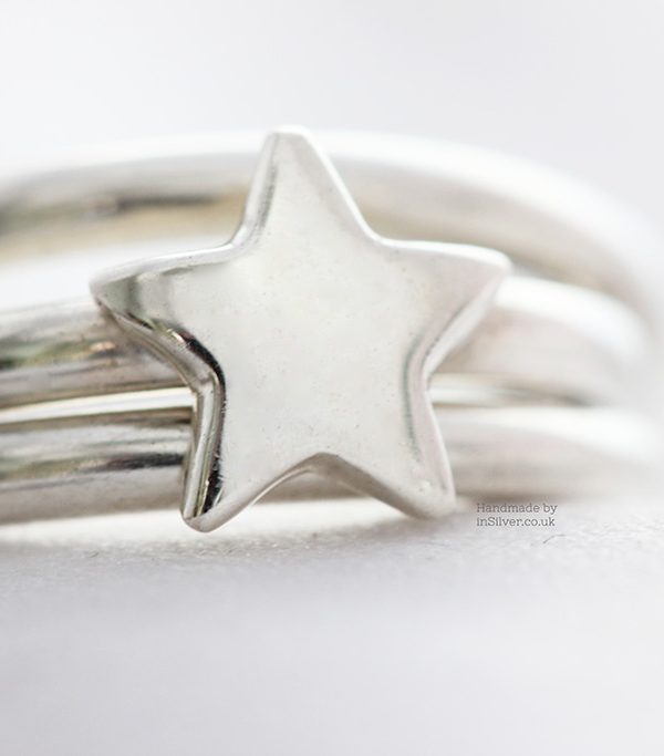 Star stacking rings
