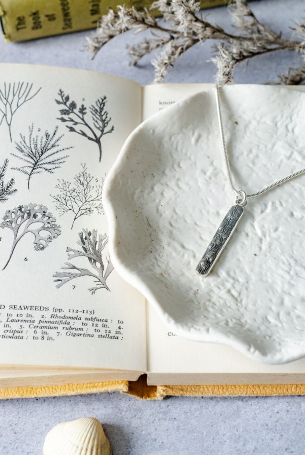 Seaweed pendant