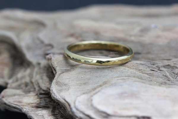 VM Glitter Hammered Stacking ring WM 1024 Glitter Hammered Stacking Ring Gold Vermeil