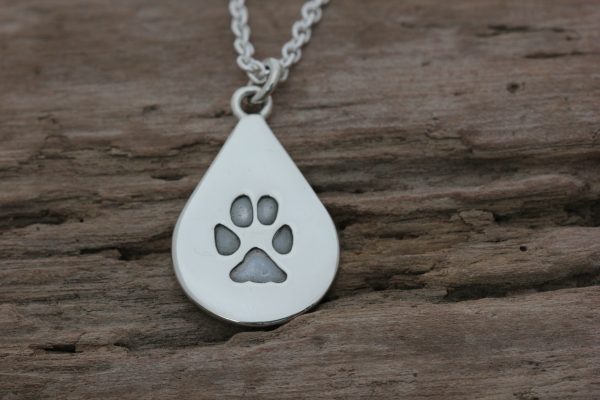 Paw print pendant