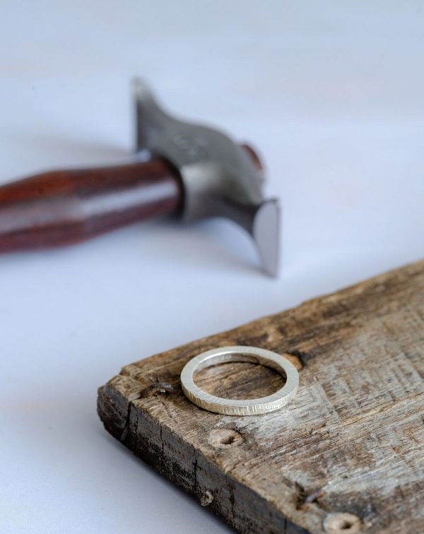 Square wire ring, line hammered texture, workshop