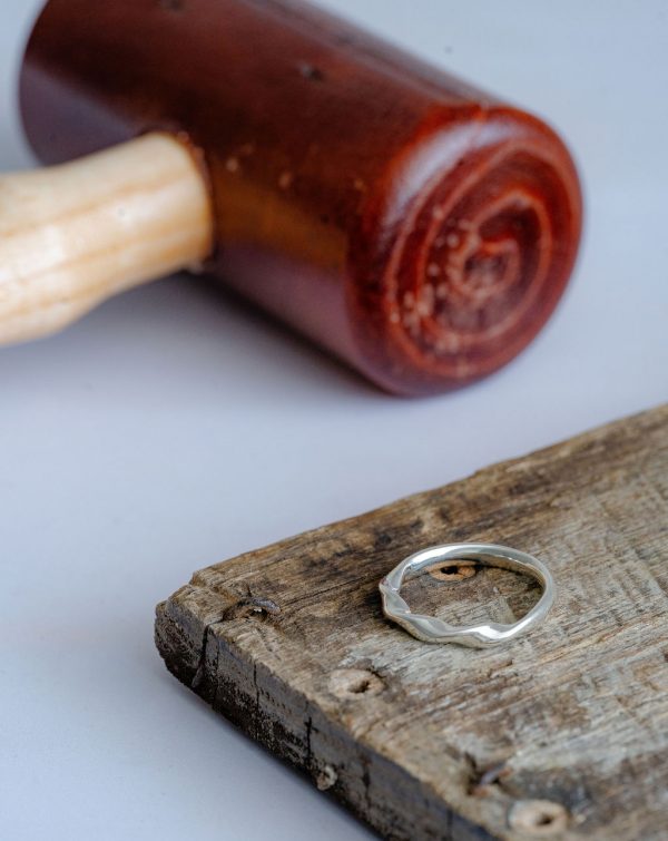 Partial Ribbon Twist ring