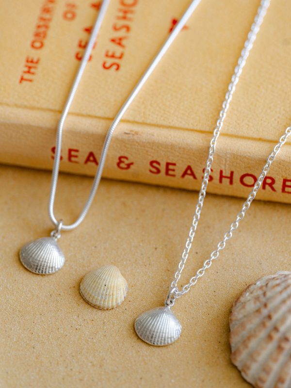 Cockle shell pendant
