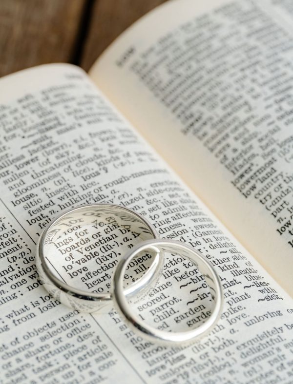 Couples silver rings book Couples silver rings book
